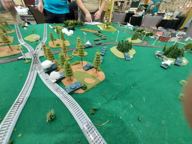 Mein Panzer - The Commie's are comin....  Day 3